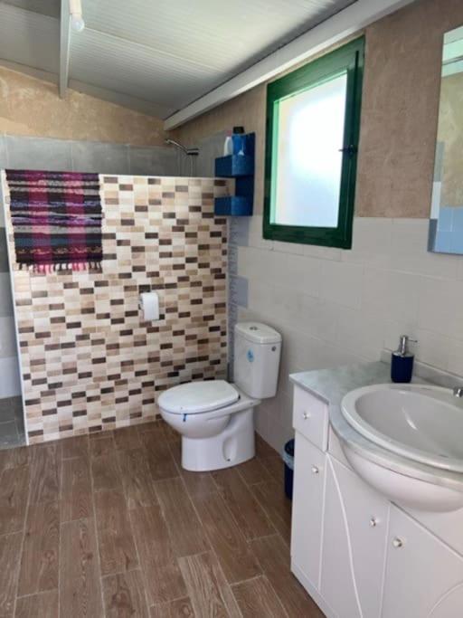 Villa Rural Con Amplia Piscina Campillo de Altobuey Екстериор снимка